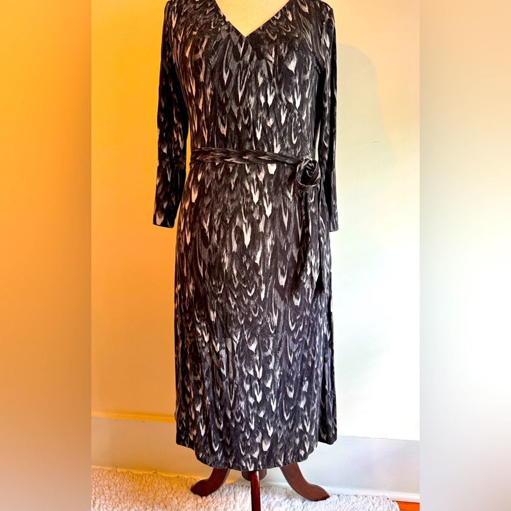 Talbots Black & White Abstract Print Wrap Dress – Size Medium